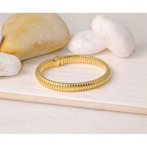Leslie's 14K Polished 7.25mm Domed Bracelet